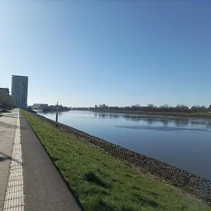 Hollaendisches Kajuetboot Nixe BRE
