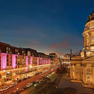 5* Szálloda Hilton