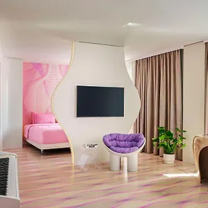 4* Szálloda Nhow