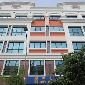 Hotel Bright Star **